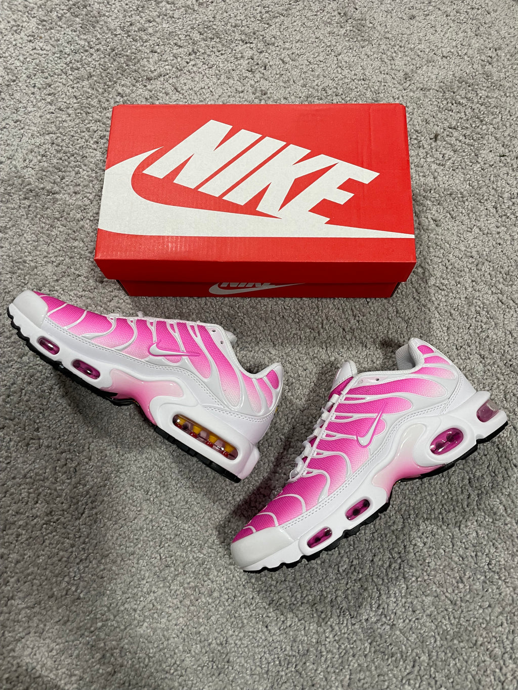 Nike Tn - Rosa y Blanco
