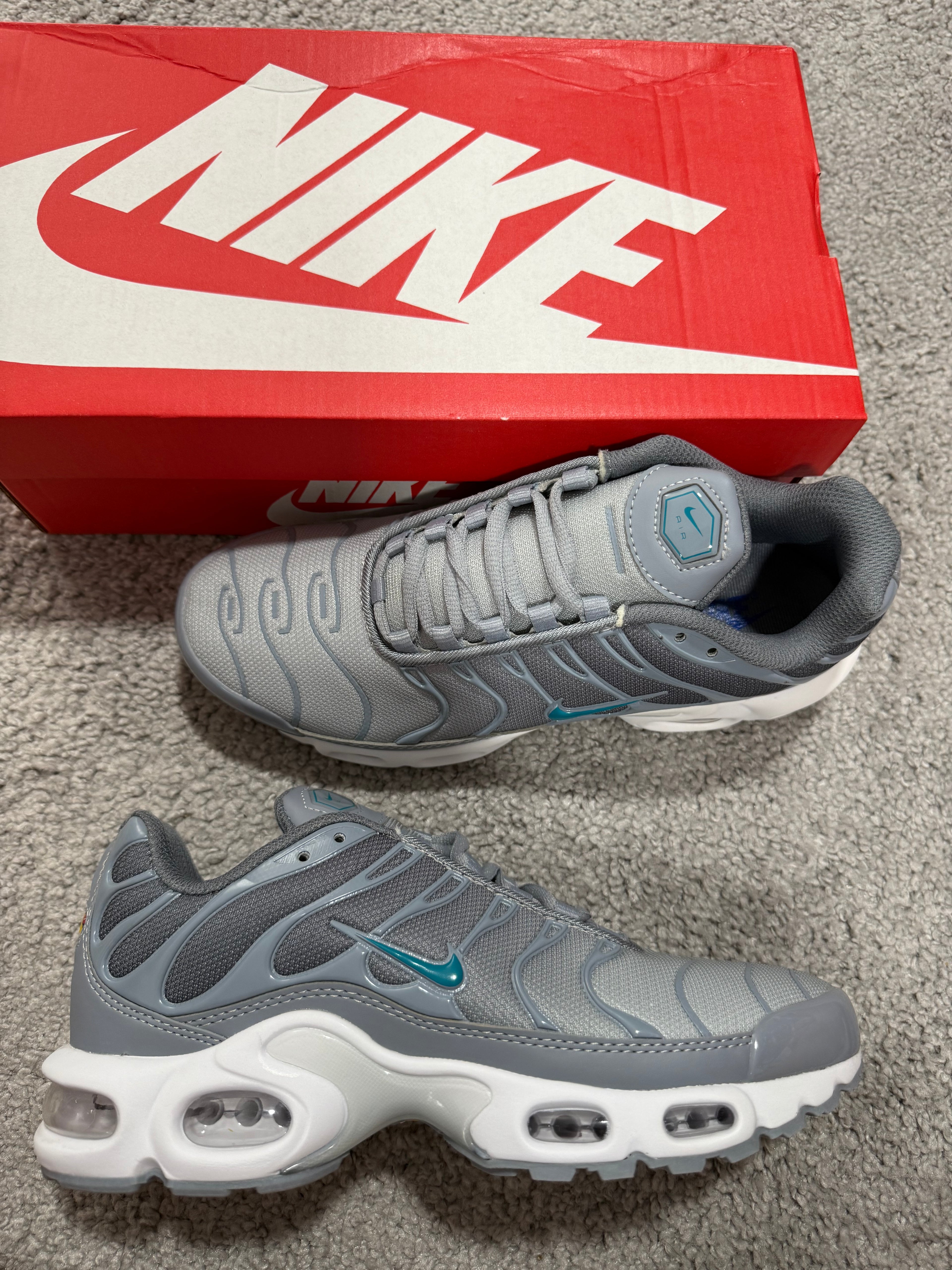 Nike Tn - Gris